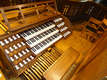 Console orgue St Nicolas Mons