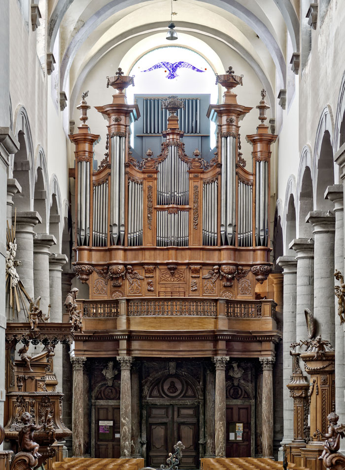 Orgue de l'église Saint-Nicolas-en-Havré de Mons (Belgique)